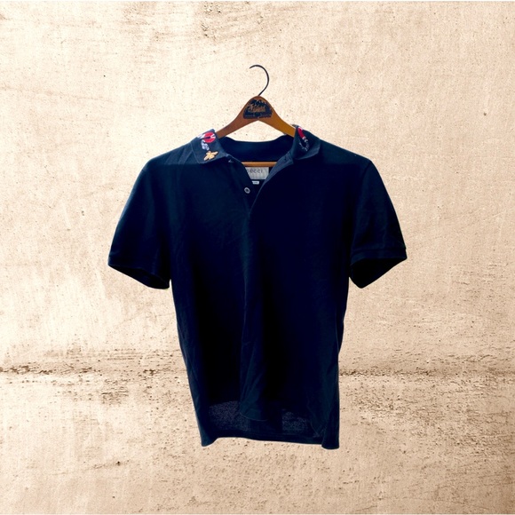 Gucci Other - Gucci snake collard shirt